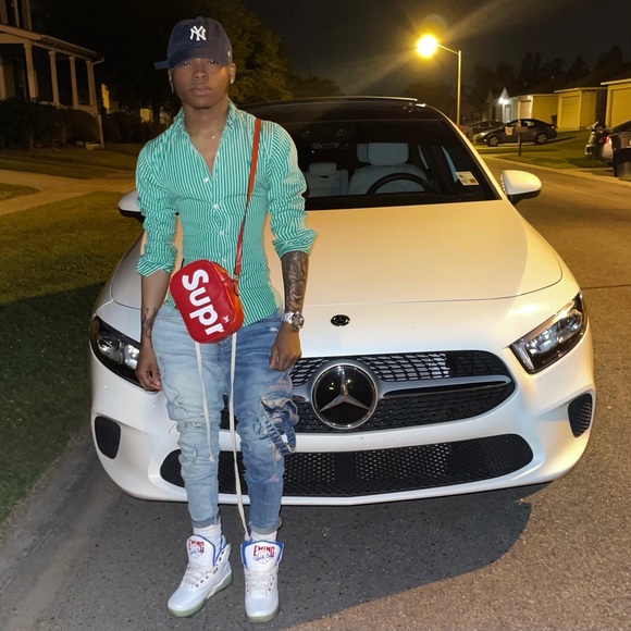 Meet your Posher, Trayvion - Picture 1 of 1